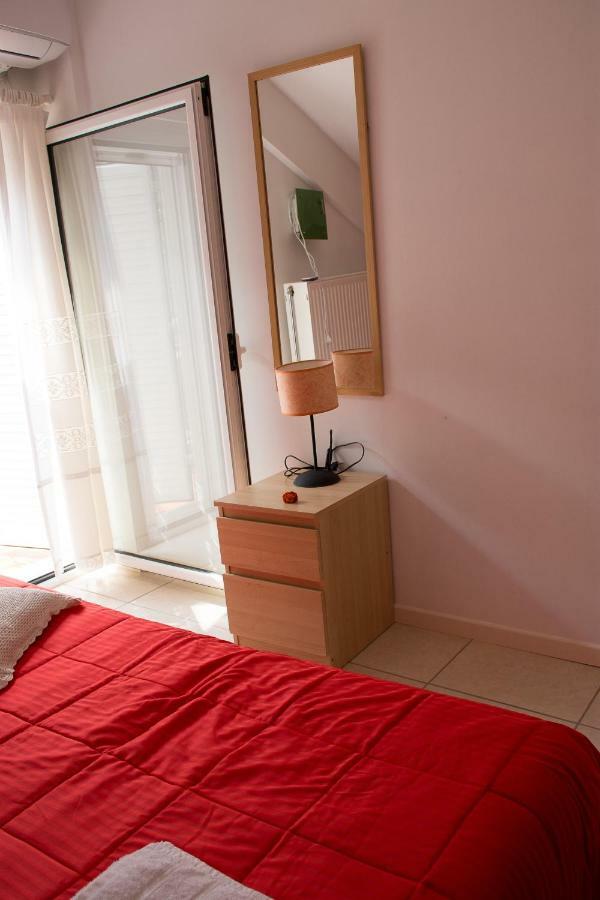 Cozy Maisonette 카메나불라 외부 사진